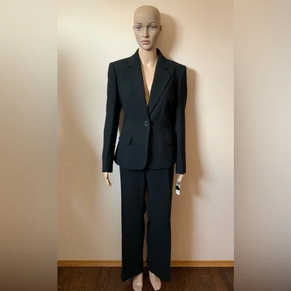 Kasper - Picture 1 of 6